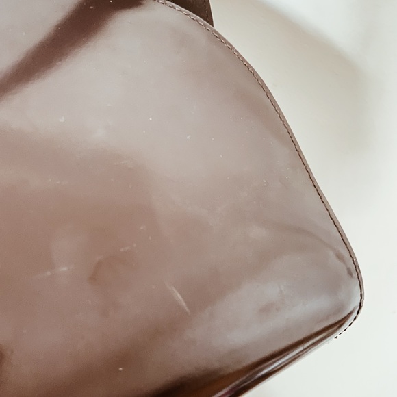 A.P.C. Demi-Lune crossbody bag in brown patent leather - Picture 7 of 8